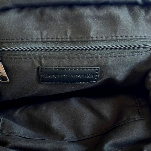 NWT Badgley Mischka Hinge Closure Clutch/Strap Bag - Picture 13 of 13